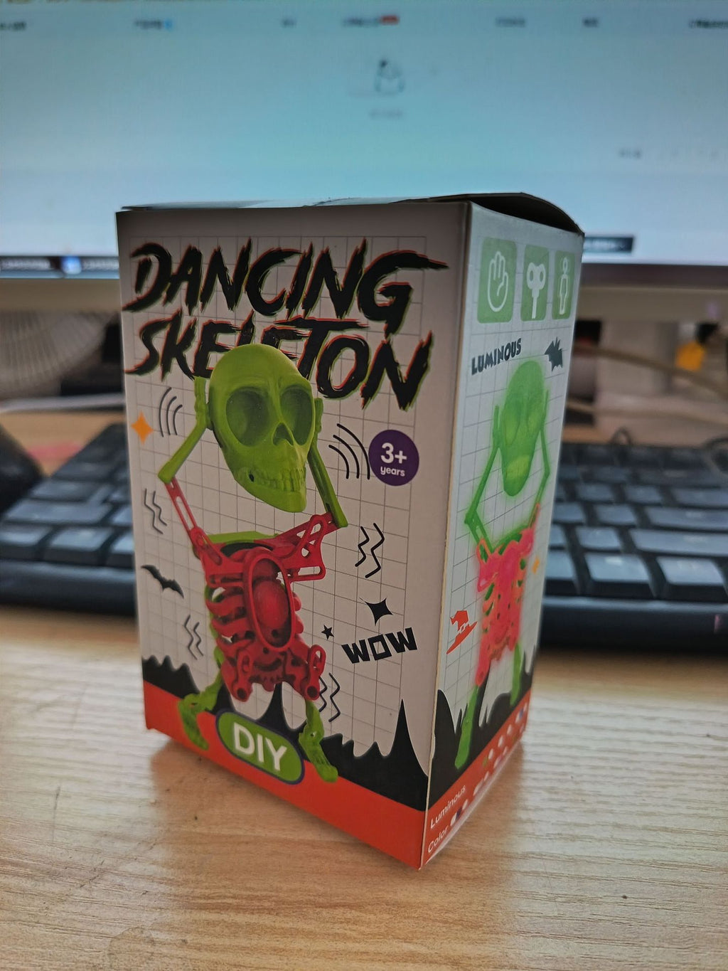 Wind Up Dancing Skeleton Man Toy 3D Printed Swinging Skull Funny Tricky Toys Desktop Decor Ornament